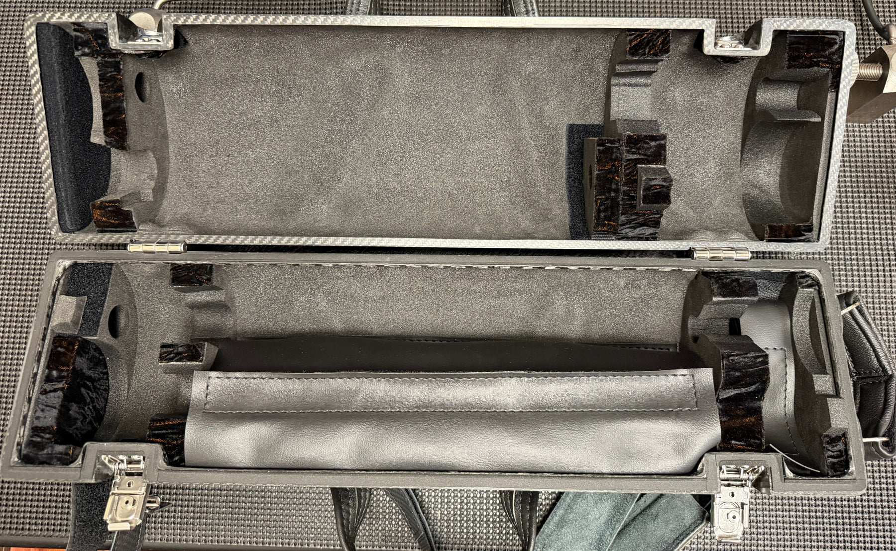 Wiseman Carbon Fibre Triple Clarinet Case